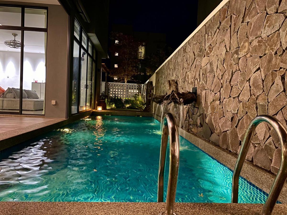 Ikiru 18 Private Saltwater Pool Villa, 3 Ensuite Br, Outdoor Bbq, 5 Mins To Beach Pantai Cenang  Ngoại thất bức ảnh