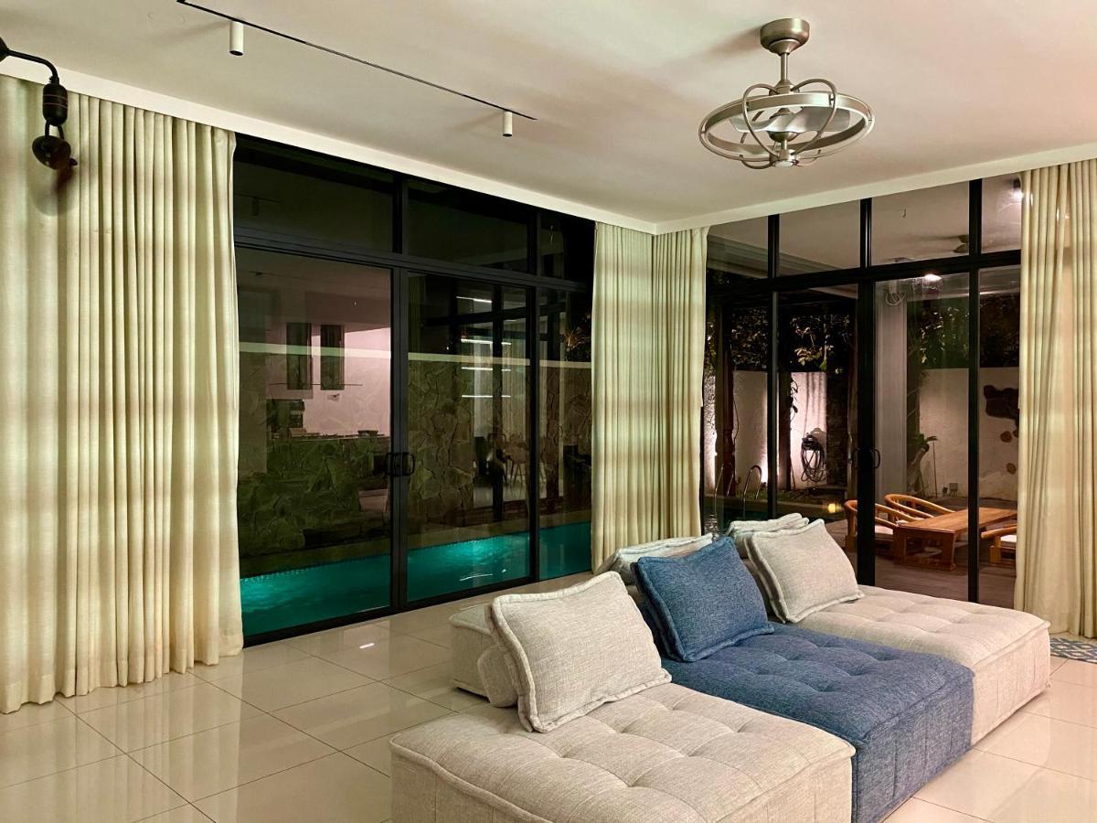 Ikiru 18 Private Saltwater Pool Villa, 3 Ensuite Br, Outdoor Bbq, 5 Mins To Beach Pantai Cenang  Ngoại thất bức ảnh