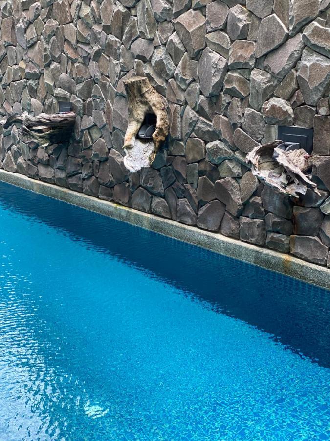 Ikiru 18 Private Saltwater Pool Villa, 3 Ensuite Br, Outdoor Bbq, 5 Mins To Beach Pantai Cenang  Ngoại thất bức ảnh